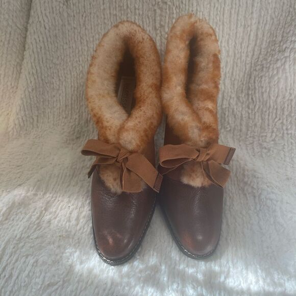 MATISSE BRN SUEDE&LEATHER CAP TOE HEELS SHEEPSKIN TRIM SHOES Rubber soles SZ8.5M - Picture 3 of 10